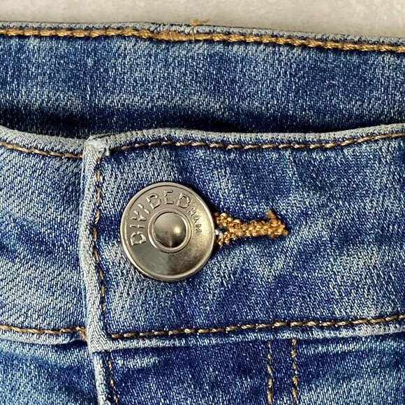 H&M Divided Skinny Jeans Women Size 8 Side Aztec Embroidered Accent - Picture 3 of 7